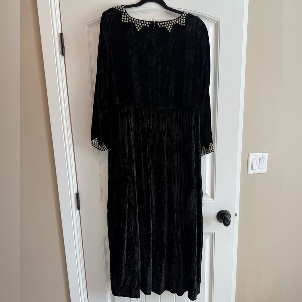 Vintage, silver-embellished, Western Double-D Ranch Black Velvet Dress - Picture 2 of 6